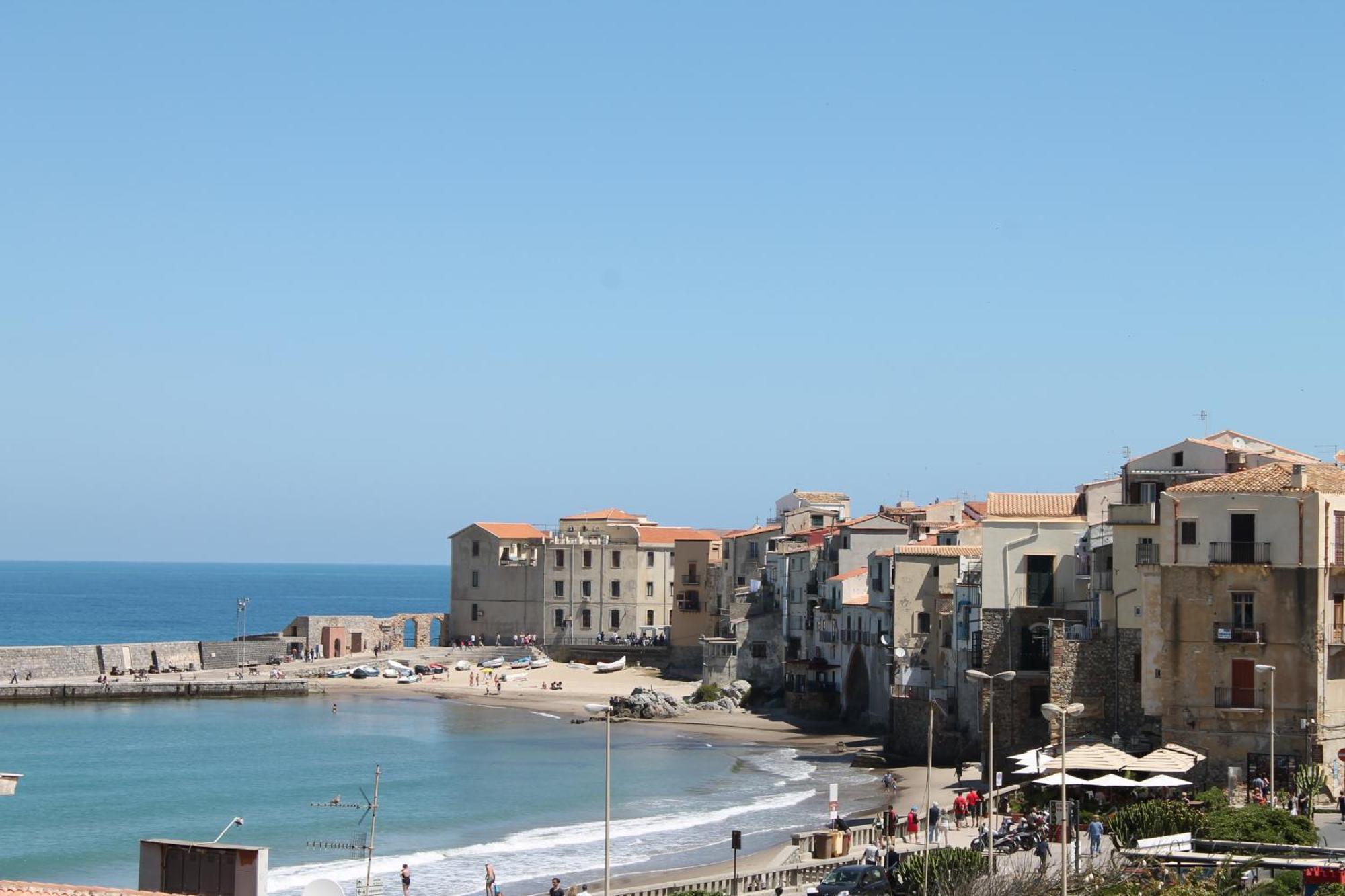 Book Your Place Cefalù Eksteriør billede